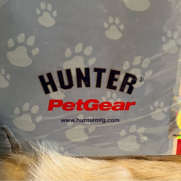 Hunter Pet Gear University of Kentucky Pet T-Shirt - Picture 8 of 9